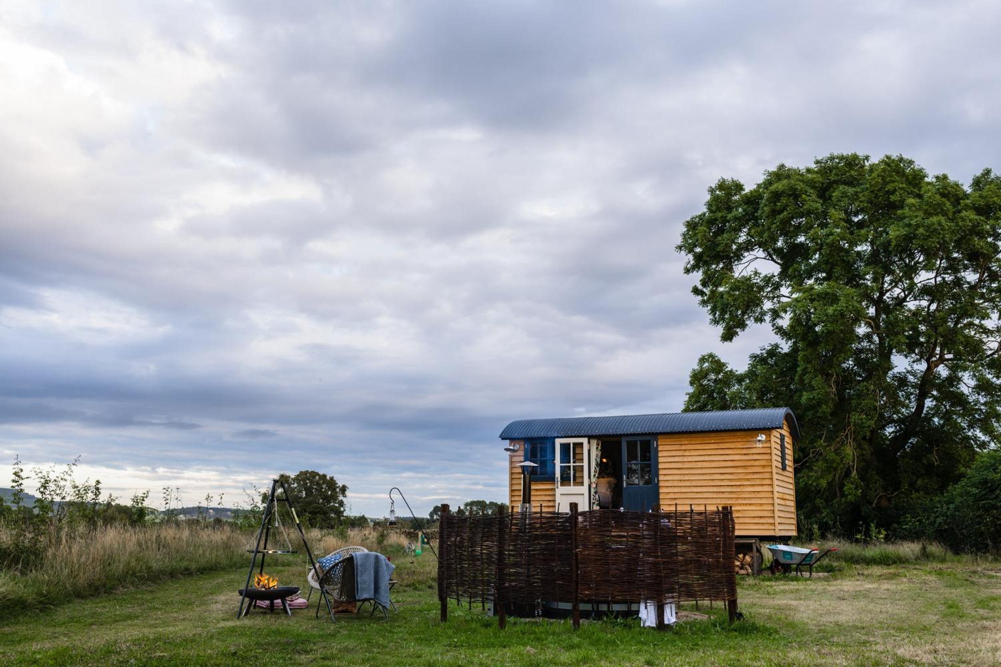 Toadland Shepherd Huts 杜伦 外观 照片